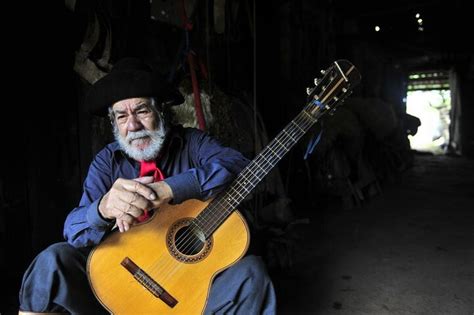 Telmo de Lima Freitas é um dos mais representativos nomes da música