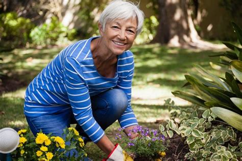 Benefits Of Gardening For Seniors Gardening Benefits For Seniors