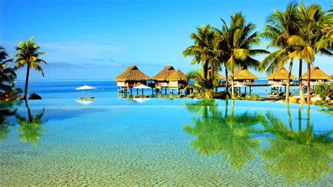 100 Beach Resort Wallpapers