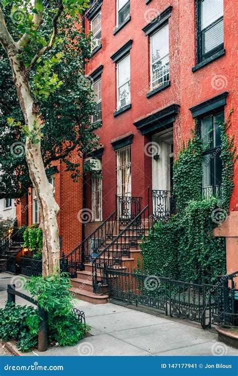 1625 Red House New York City Stock Photos Free And Royalty Free Stock
