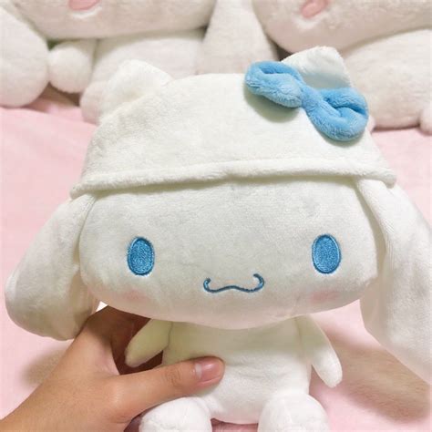 Cinnamoroll wearing HK hat on Carousell