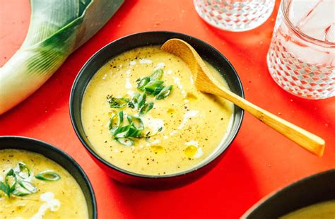 Potato Leek Soup Recipe (Easy Vegan Options) | Live Eat Learn