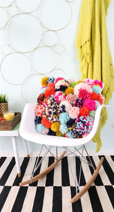 Diy It A Cozy Pom Pom Pillow A Kailo Chic Life Fall Decor Diy