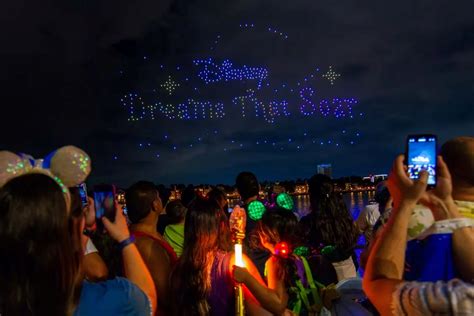 We Watched Opening Night Of Disney World S Drone Show Dreams That Soar