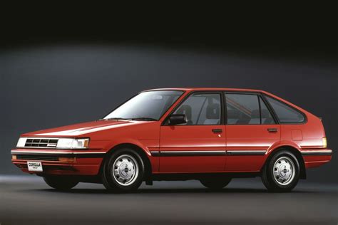 Toyota Corolla Liftback 1 8 D GL Car Technical Specifications