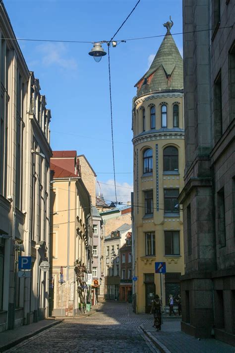 To See the Seven Continents: Riga - Part 1: People and Culture