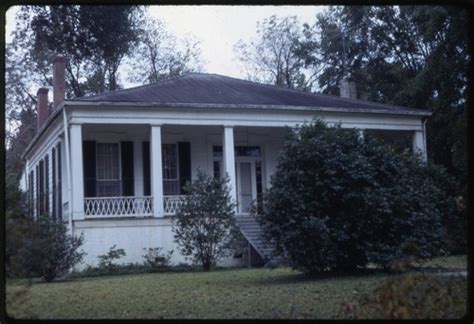 80511-01-photo.tif - Mississippi Historic Houses | Digi...