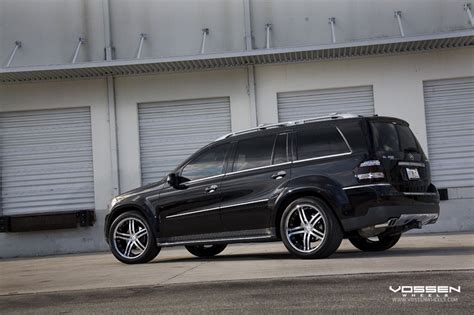 Mercedes-Benz GL 550 AMG 4-Matic: Photos, Reviews, News, Specs, Buy car