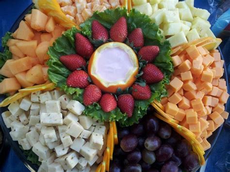 Fruit and cheese tray Appetizer Recipes, Appetizers, Veggie Cheese, Platter Ideas, Cheese Trays ...