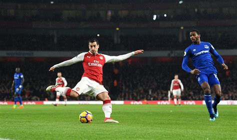 Arsenal Vs Everton Taking The Pressure Off Mesut Ozil