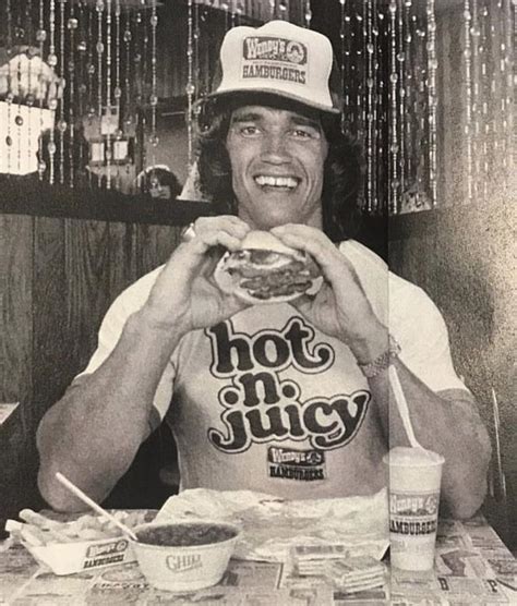 Gotta Love Wendy S HOT N JUICY MEAT R NoRules