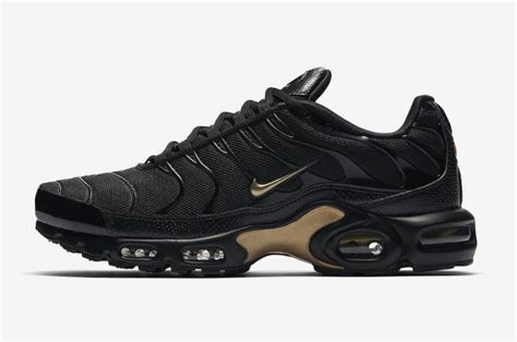 Nike Black And Gold Pack New Years Day Sneaker Bar Detroit
