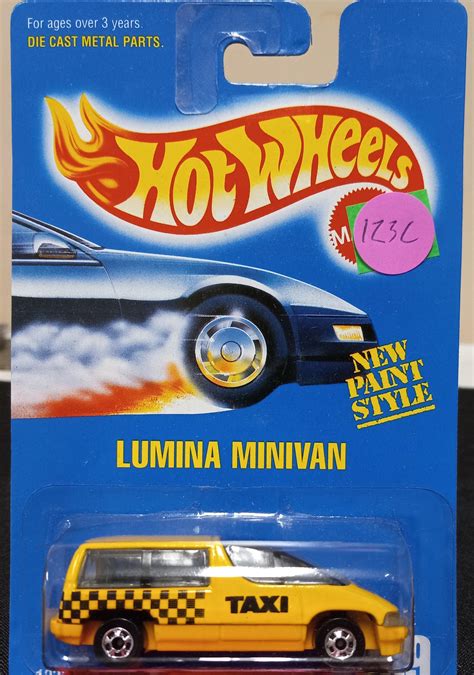 Lot Hot Wheels Lumina Minivan