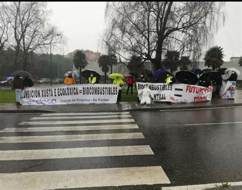 Persoal Da Central Das Pontes Conc Ntrase Na Xunta Para Esixir Unha