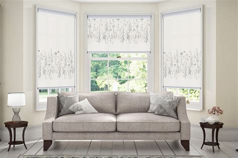 Roller Blinds Untouchables Wallpaper