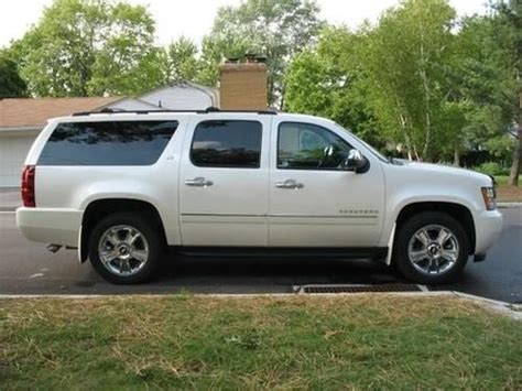 Sell Used 2010 Chevrolet Suburban 4x4 1500 Ltz In United States United