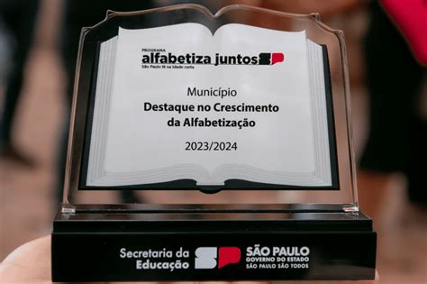 Prefeitura De S O Sebasti O Recebe Pr Mio Por Crescimento Da