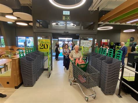 Rio Maior Pingo Doce Remodelado Abriu Portas Região De Rio Maior
