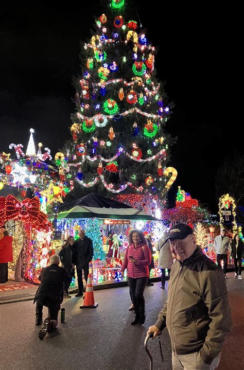 Christmas Light Tour Rotary Club Of New Westminster