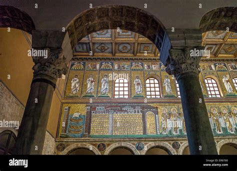 La basilica di apollinare nuovo è la basilica chiesa di ravenna