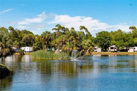 Crystal Isles Rv Resort A Relaxing Campground In Crystal River Florida