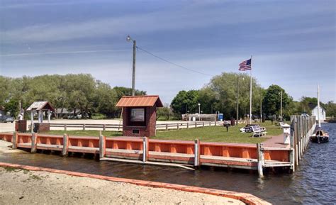 Marina Burt Township Grand Marais Mi