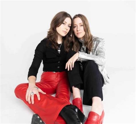 Grammy Nominated Larkin Poe Reveals Title Track And Video Blood Harmony