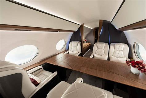 Gulfstream G700 Guide and Specs : Pricing and Similar Aircraft ...