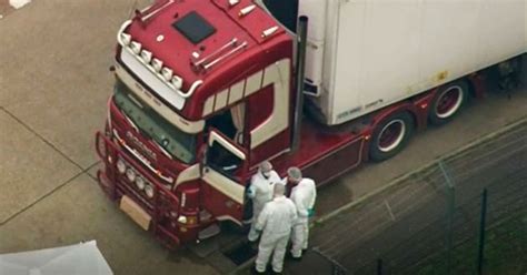 39 People Found Dead In Essex Lorry Huffpost Uk News