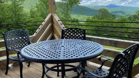 Lydia Mountain Lodge and Log Cabins – Discover Charlottesville