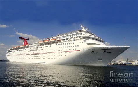 Carnival Inspiration cruise ship Painting by David Lee Thompson - Fine ...