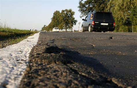 Drogowcy mają sporo pracy na ulicach w Kielcach Dziennik Polski