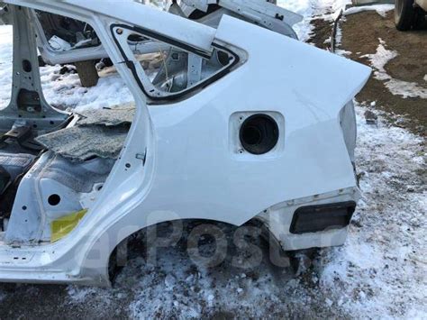 Крыло левое заднее цвет белый 040 Toyota Prius NHW20 купить во ...