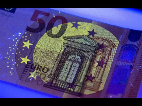 Cambi Euro Poco Mosso A 1 1146 Dollari La Sicilia