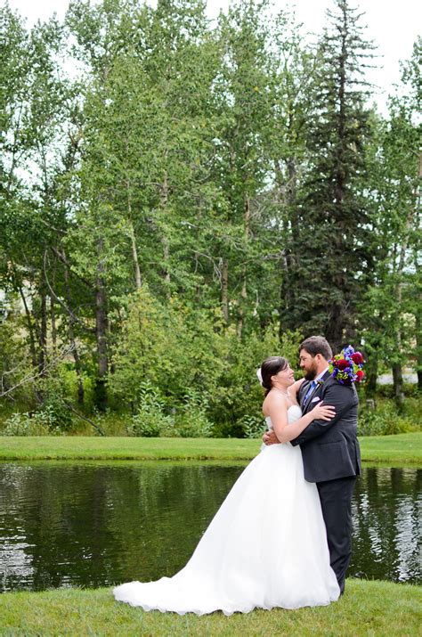 An Intimate Destination Wedding At Black Canyon Inn In Estes Park Colorado