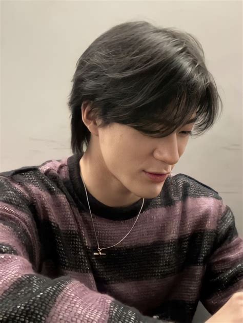 210426 Lee Jeno Vlive Gambar Pacar Selebriti Aktris