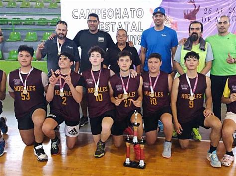 Diario del Yaqui BASQUETBOL Nogales Guinda se alza con el título del