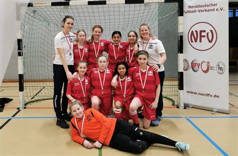 Hfv U Juniorinnen Mit Platz Beim Nfv Futsalturnier Hamburg