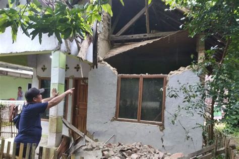 Hal Rumah Rusak Akibat Gempa Bumi Di Banten Ini Rinciannya