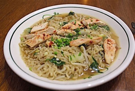 The Hungry Lovers Chili Chicken Ramen Noodle Soup