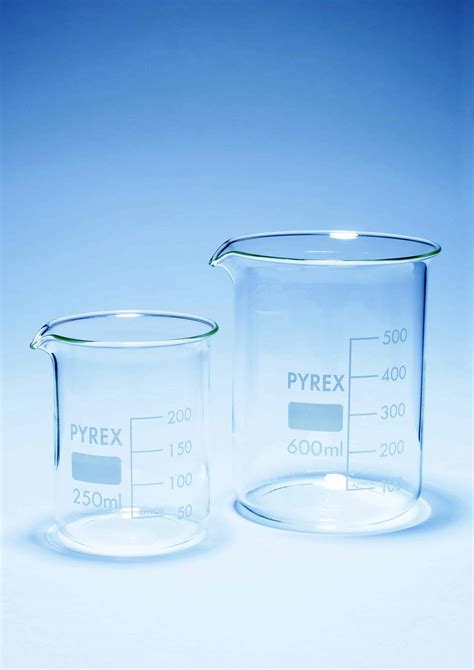 Pyrex Griffin Borosilicate Glass Beaker Low Form Graduated Off