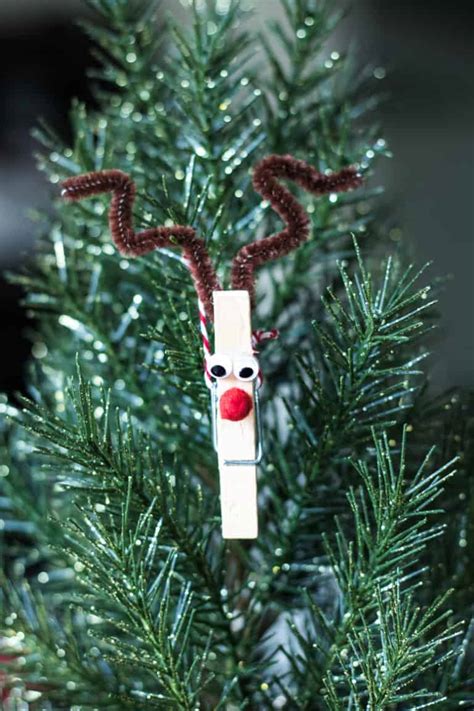 Clothespin Reindeer Ornaments Easy Diy Christmas Ornament Idea