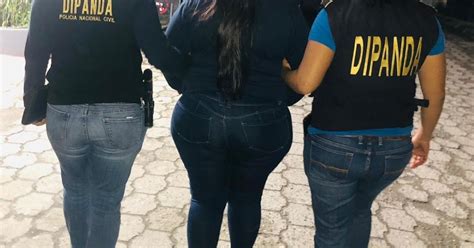 Policía Nacional Civil De Guatemala Mujer Es Capturada Por Extorsión