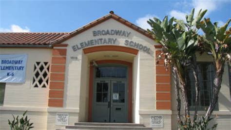 Broadway Elementary School - Find Alumni, Yearbooks and Reunion Plans