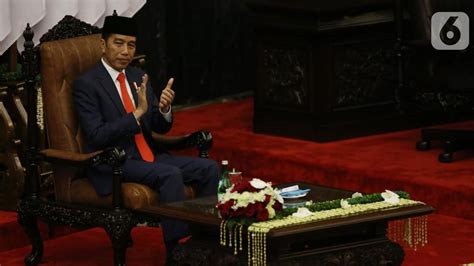 Rektorat Minta BEM UI Takedown Meme Kritik Jokowi Soal King Of Lip