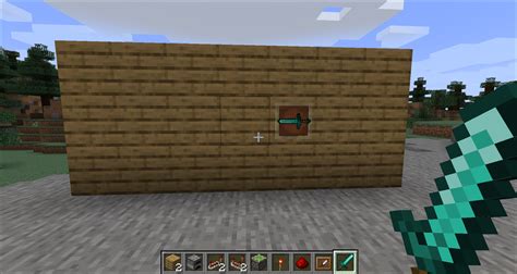 Minecraft Hidden Piston Door