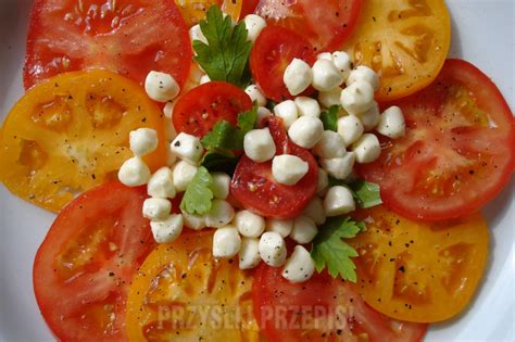 Sa Atka Z Pomidor W Z Mozzarell Przepis Przyslijprzepis Pl