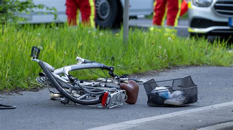 Betrunkener Autofahrer Verursacht T Dlichen Fahrradunfall Bei Gie En