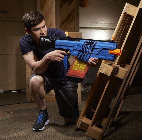 NERF Rival Khaos MXVI-4000 Fires 40 Rounds without Reloading