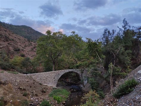 İzmir Kamberler Köyüne giderken yıkık köprü bora erdil Flickr